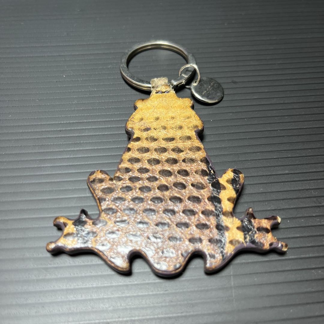 BOTTEGA VENETA Frog Keyring Python bag charm good… - image 4