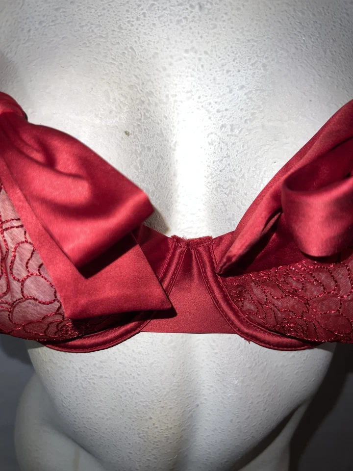 Frederick's of Hollywood Peek-a-boo Bra Red Satin Bow Open Cups Underwire Sz XL - Image 2 of 4