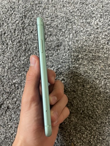 Apple iPhone 11 -64GB- Mint (Unlocked) 75%BH. Good Condition - Zdjęcie 3 z 8