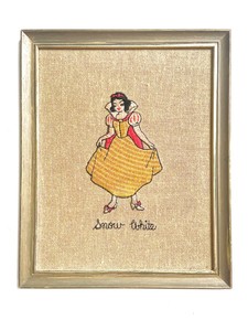 VINTAGE DISNEY SNOW WHITE EMBROIDERED CANVAS WALL ART FABRIC SEWN 8 7/8X10 7/8”