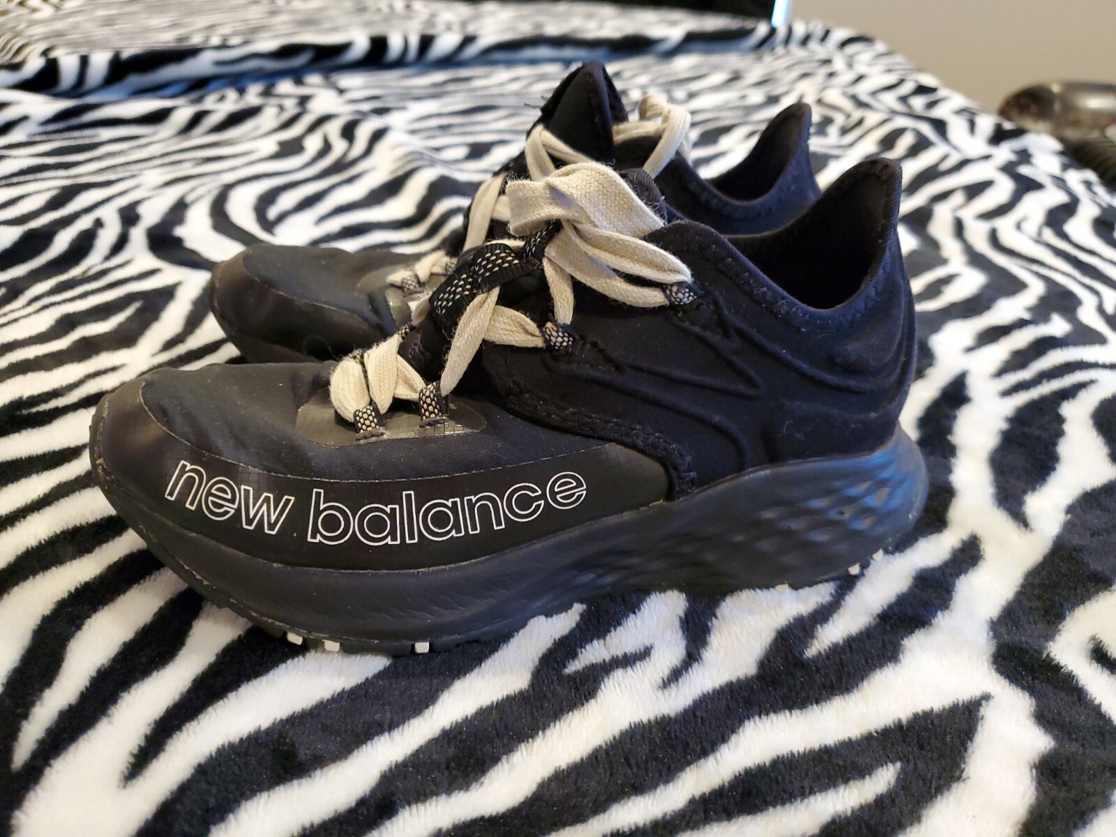 Unisex Childs New Balance Sneakers Size 