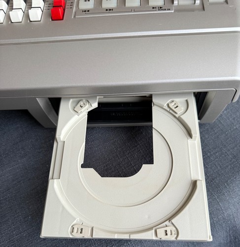 KORG D-1600 DIGITAL RECORDER MULTITRACKS 16 TRACKS - Picture 11 of 17