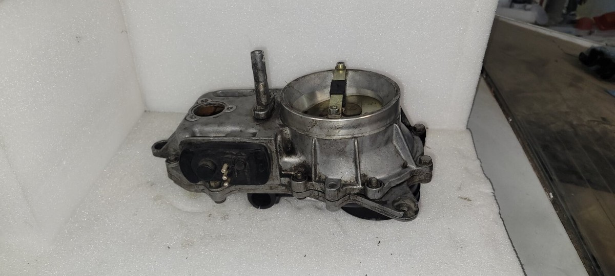 Mercedes Benz O E M Bosch Air Flow Meter 0438121033 0 438 121 033