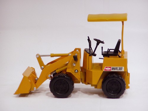 Komatsu WA30 Loader - 1/25 - Diapet #K-58 - MIB - Picture 2 of 6