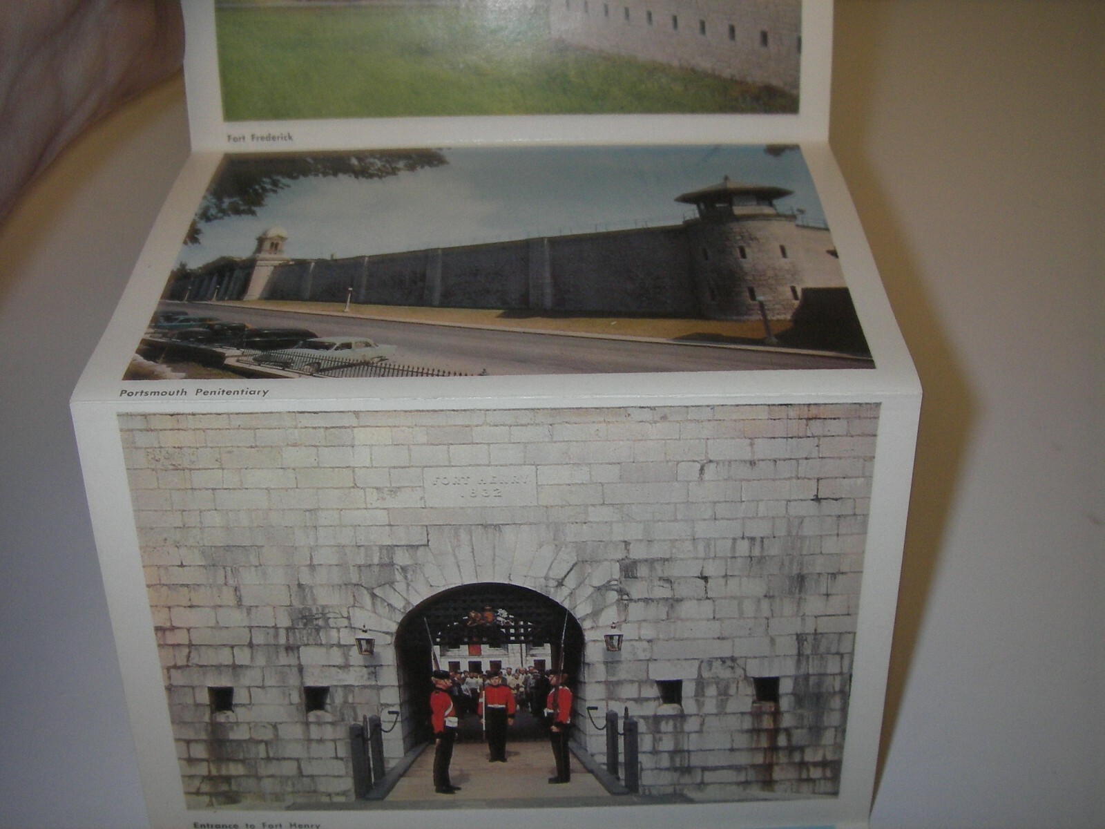 Picture 4 of 9