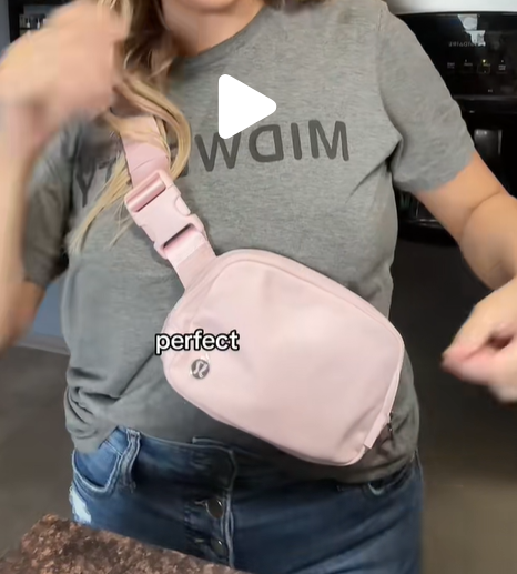 Lightweight 1L Pink Haze Crossbody Belt Bag for Travel by Everywhere Style