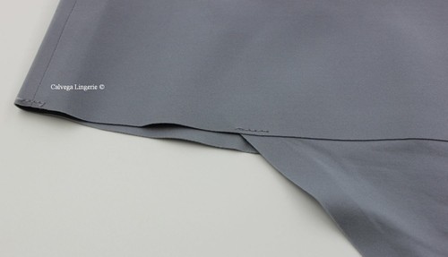 NUEVO CON ETIQUETAS SPANX SP0115 "Undie-Tectable" Panty Control Cintura Alta, Tanga, Gris, XL - Imagen 2 de 5