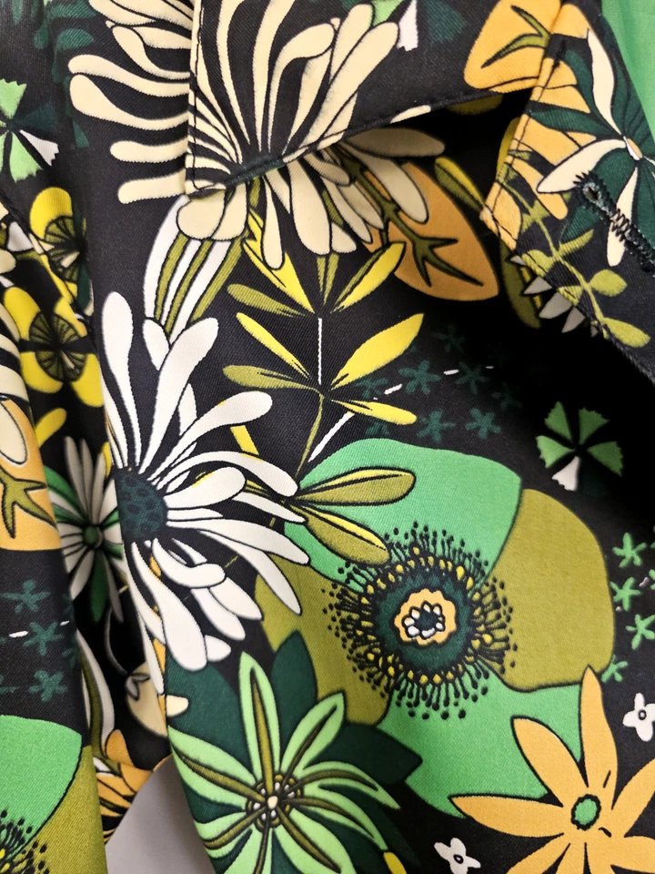 Gabardina INC con estampado floral amarillo brillante y verde años 60 talla pequeña Foto 4 de 4