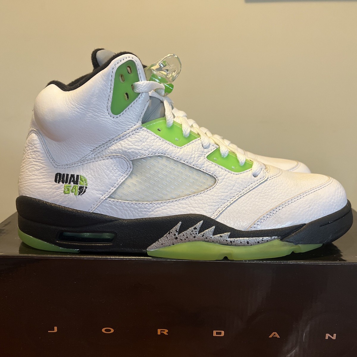 Air Jordan 5 Retro: Q54/Quai 54: 467827-105 Air Jordan 5 Retro: Q54/Quai 54: 467827-105