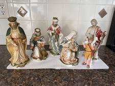 Vintage Various Porcelain Nativity/3 Kings Hand Painted Pieces