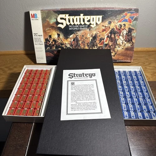 Stratego Strategy Board Game - Vintage 1986 Milton Bradley - Complete & Nice