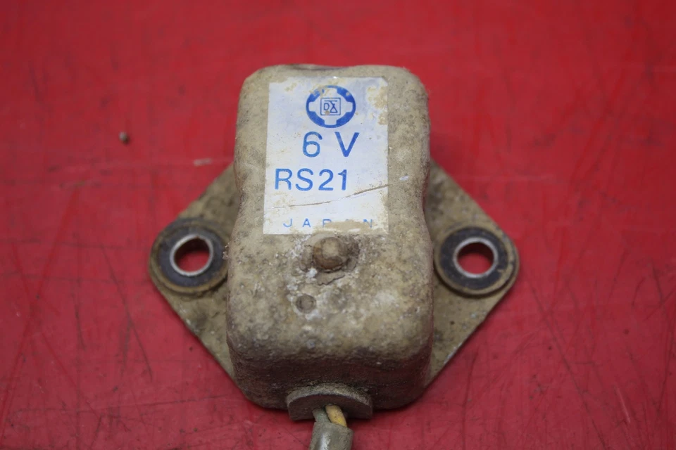 Honda XL175 1973 regulador de voltaje limitador 33140-121-003 Foto 2 de 4