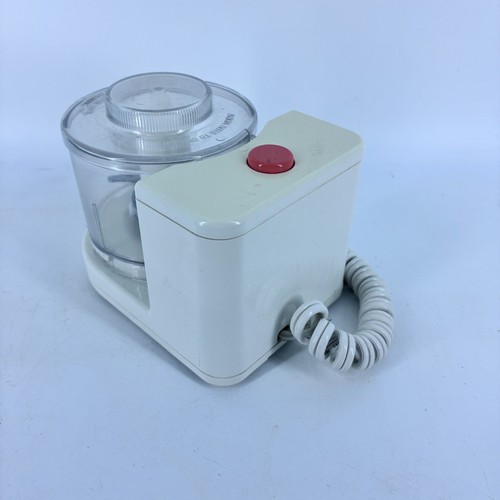 VTG Black & Decker Small Handy Chopper Mincer HC20 Mini Food Processor - Picture 3 of 5