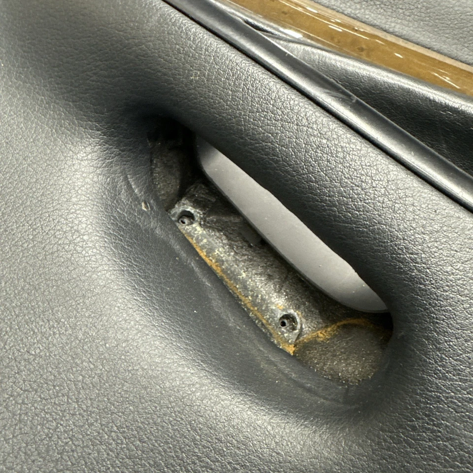 Audi B5 S4 2000-2002 - Panel de tarjetas de puerta delantera derecha - negro ónix OEM Foto 3 de 4