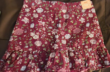 Brand-New Gymboree Girl's Purple Skort Floral Pattern with Underlay Size 4