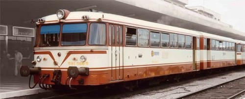 Vagón de tren diésel Electrotren E3619 RENFE 2 unidades 591.500 período IV DCC listo - Imagen 2 de 2