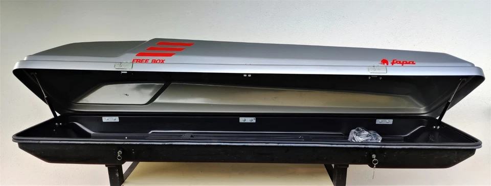 box tetto auto porta sci porta tutto usato L 225 cm. W 60 cm. H 30 cm. - Immagine 2 di 4