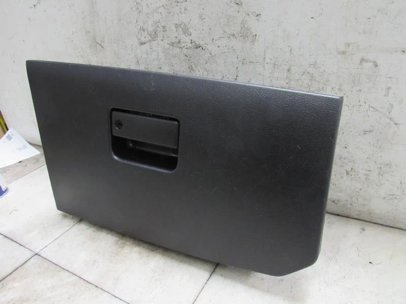 GUANTERA 13 14 15 16 17 18 19 FORD TAURUS Foto 4 de 4