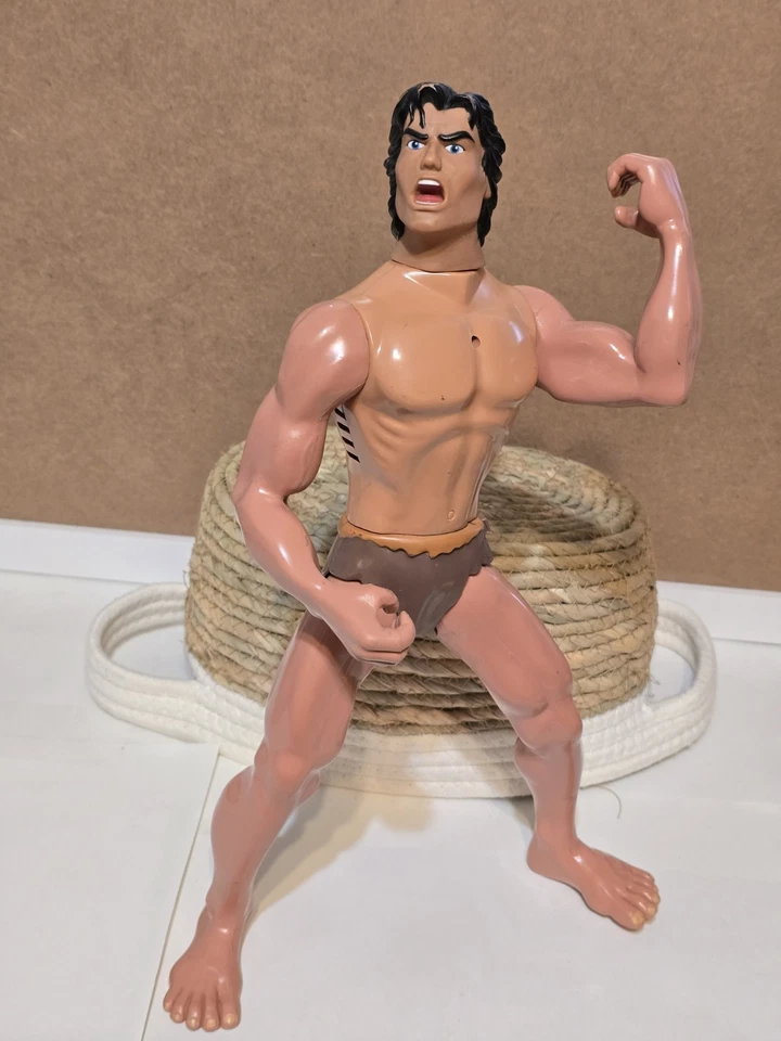 Tarzan Epic Adventures Lord of the Jungle Trendmasters 1995 grita en voz alta posable Foto 3 de 4