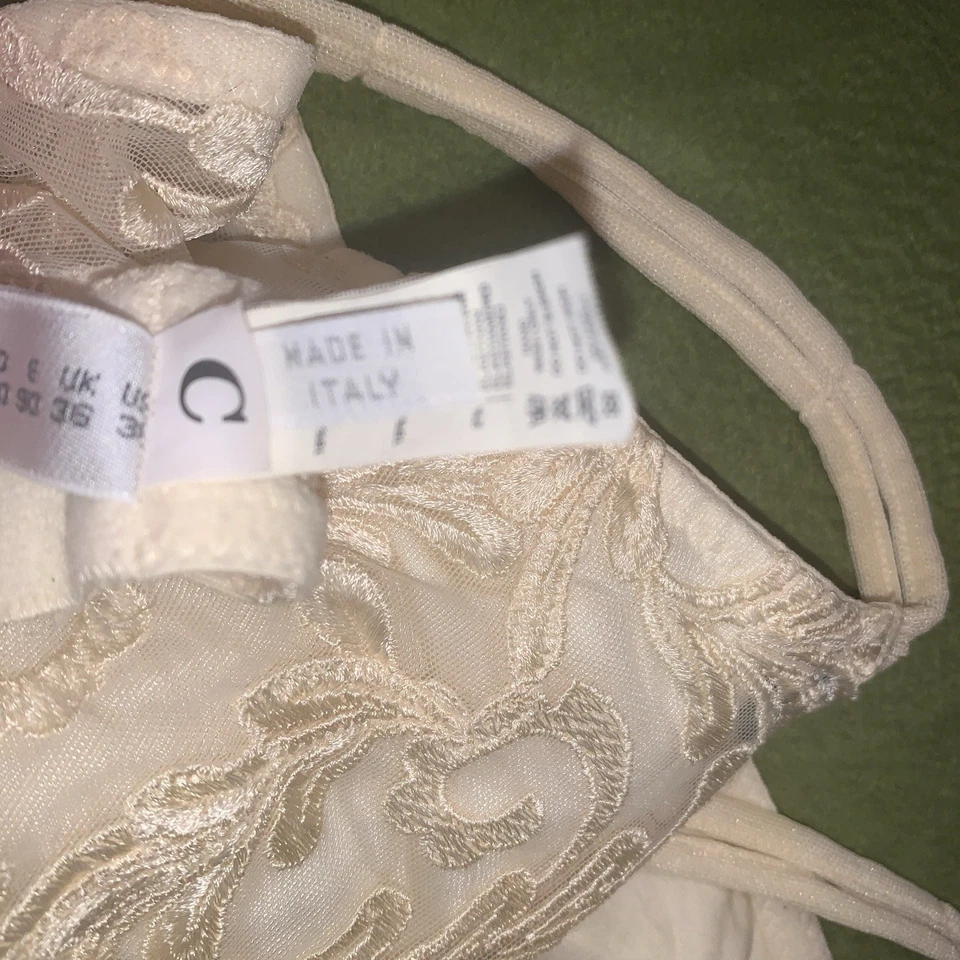 La Perla Set Ivory Lace  Lined Bra Size 3 USA 36C Panties Size 8 Made In Italy - Image 4 of 4