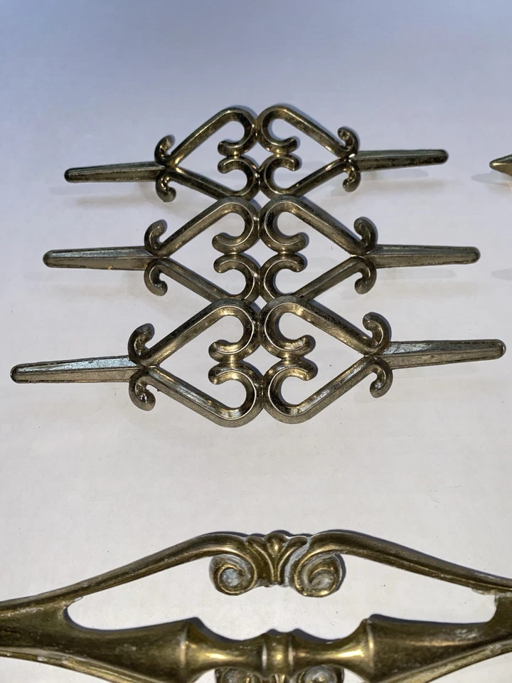 Lote De Colección De 11 Tiradores De Cajón Flor De Lis, Regencia, Reina Ana Foto 4 de 4