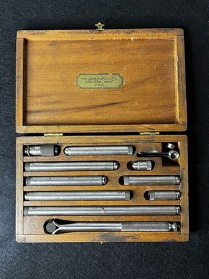 Lufkin Rule No. 680 Inside Micrometer Set  & Wood Case USA