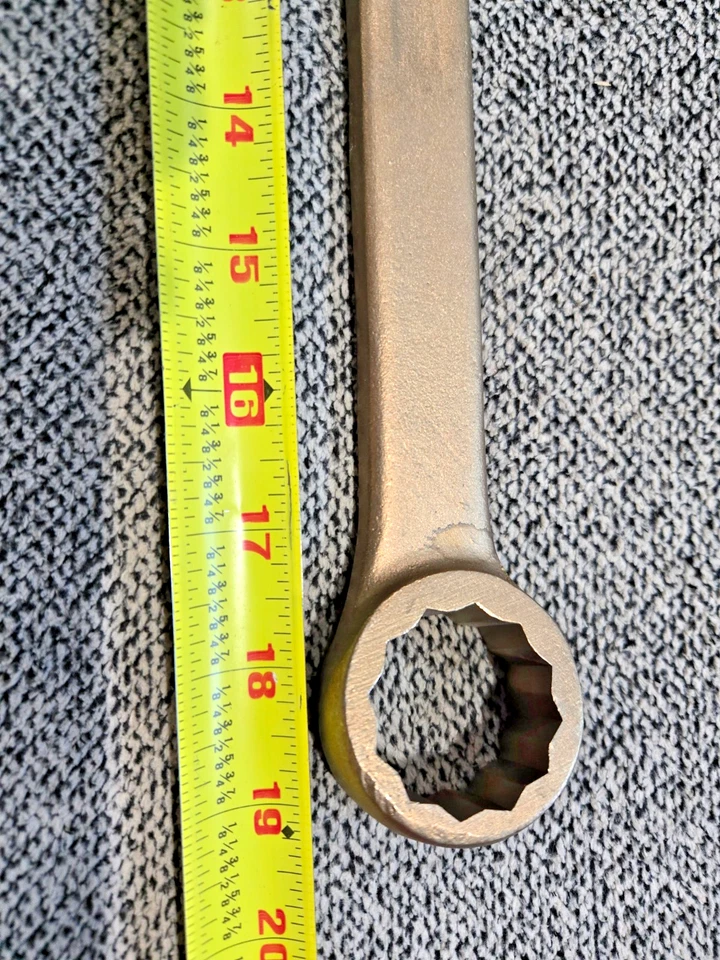 Ampco Safety Tools W-674 llave combinada, Sae, tamaño 1-1/4 pulgadas Foto 2 de 4