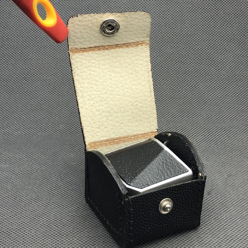 Pentacon Prism Finder Viewfinder With Focusinng Screen & Case for Exakta Exa - Picture 14 of 14