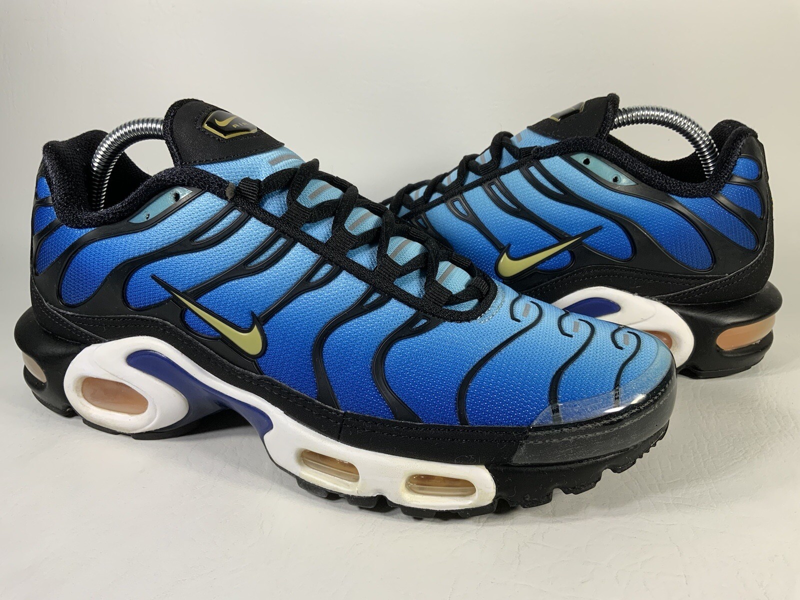 Nike Air Max Plus Tn Hyper Blue Black White Yellow Men Size 9 Rare  BQ4629-003 | eBay