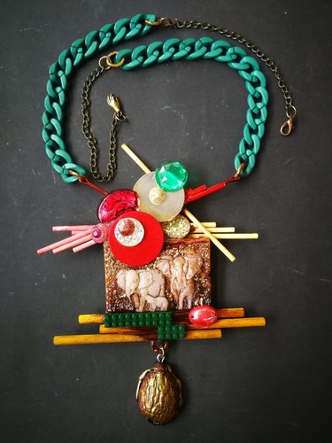 Vintage Assemblage Jewelry Necklace Pendant Luxury Elephant Animal Safari Savana - Picture 3 of 24
