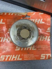 NEW OEM STIHL Chainsaw 3/8"  Drum Spur Sprocket 050 051 O50 O51  1111 640 2007