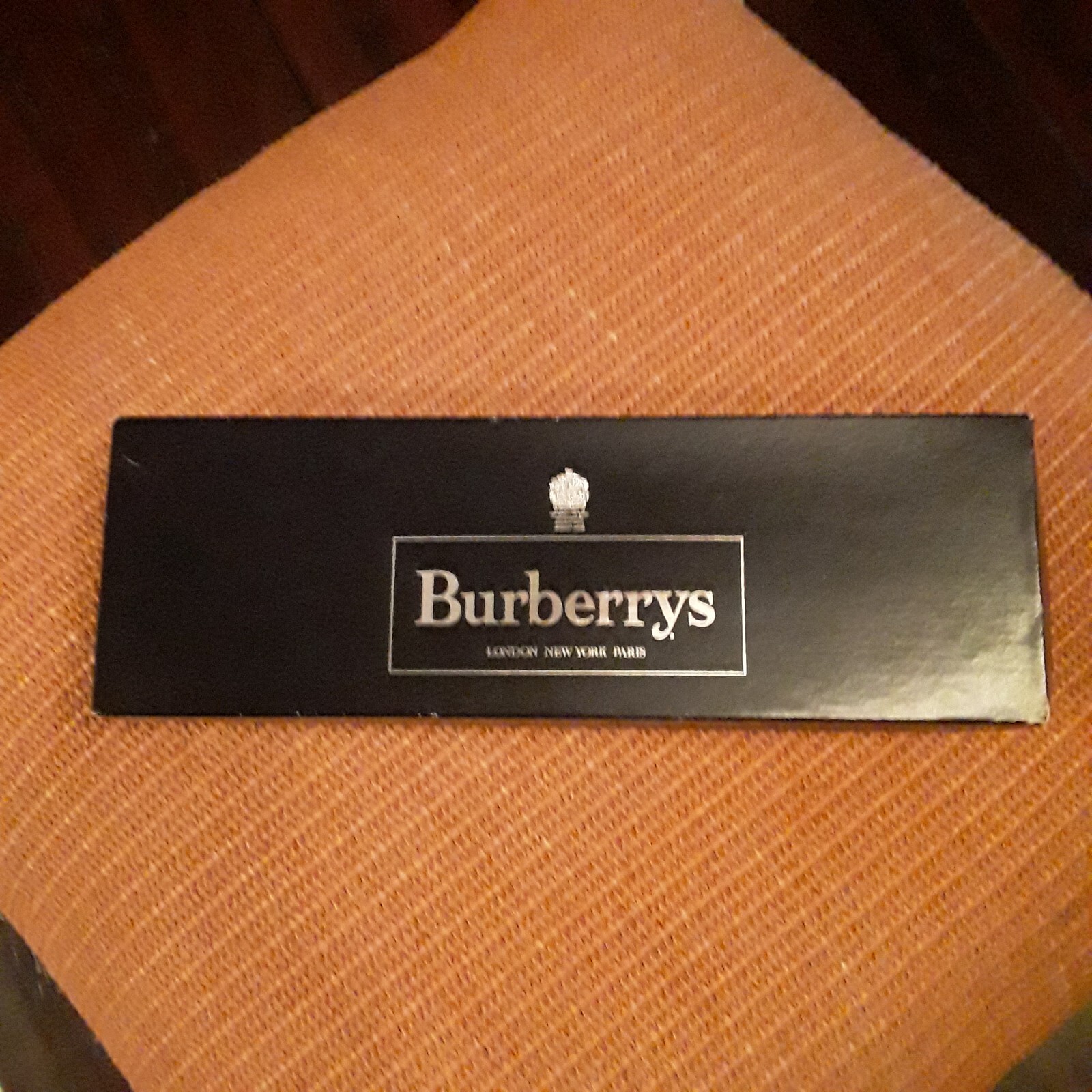 burberrys vintage 100 lambswool scarf NEW in original gift box!!! eBay