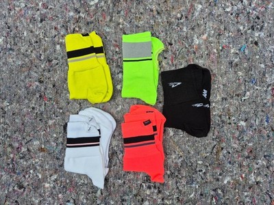 4 x Rapha und 1 x Defeet Oversocks, XL (45-47), sehr guter Zustand