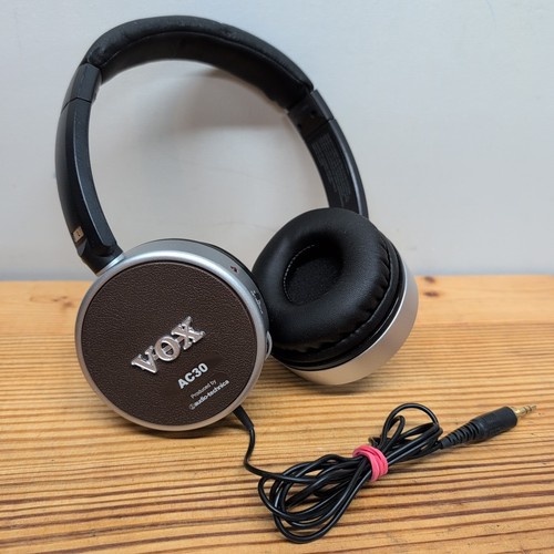 VOX VGH AC30 Guitar Amp Headphones, Over-Ear Closed Back, Black  **READ**