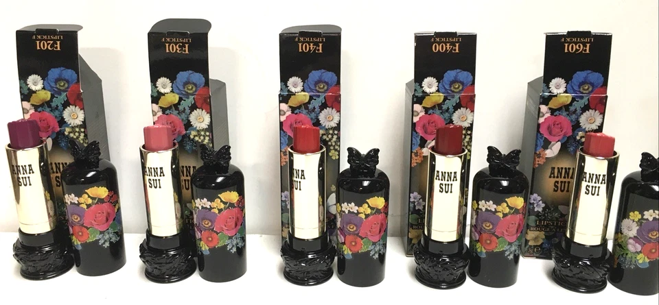 Anna Sui, Lápiz Labial Colores Surtidos Vendido por Separado Nuevo en Caja Hecho en Japón Foto 2 de 2