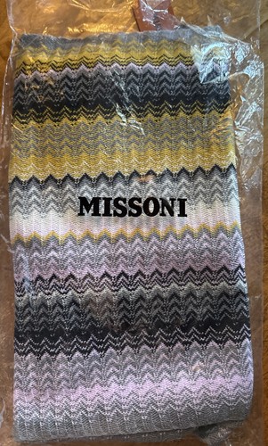 New Missoni Women Pink Wool Scarf  Winter Warm Zig Zag Pattern Made in Italy
