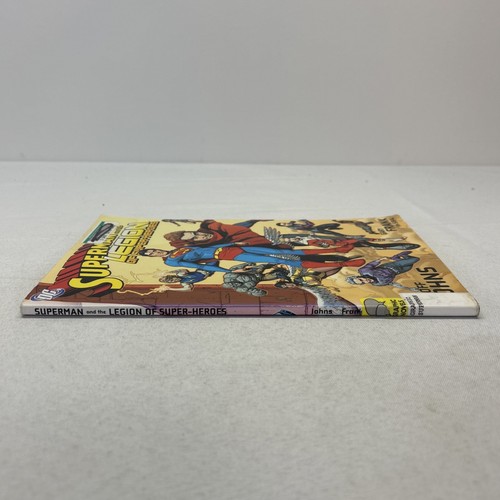 Superman and the Legion of Super-Heroes by Geoff Johns PB 2009 - Picture 3 of 8
