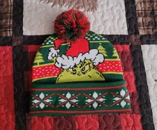 The Grinch Festive Beanie Hat NWOT