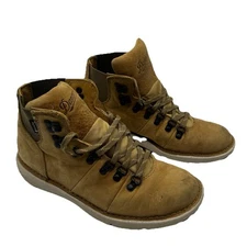 Danner Vertigo 917 Waterproof Gore-Tex Boots Woman 7 Prairie Sand Vibram Outsole