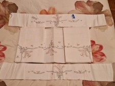 Set Lenzuola in Puro Lino – Ricamo a Mano