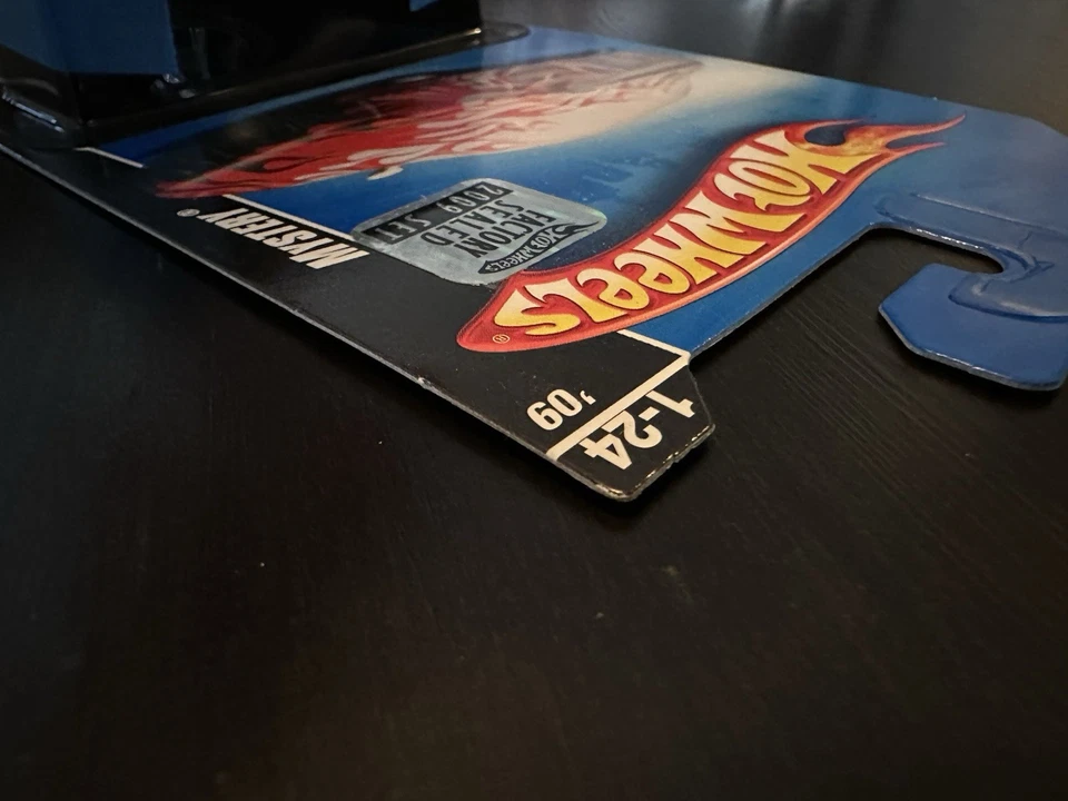 Hot Wheels Factory Sealed 2009 Set Mystery Car  Ford Shelby Cobra (X-ray Photos) - Image 3 of 4