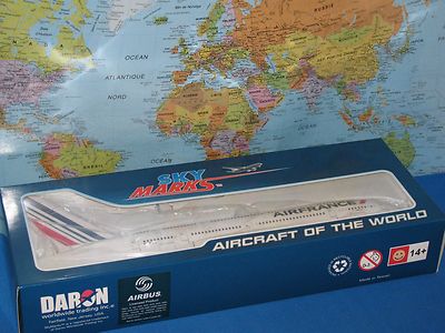 SKYMARKS AIRFRANCE 航空機モデル 1/200　A380 1/200 SKYMARKS AIR FRANCE AIRBUS A380-800 W/GEAR AIRCRAFT