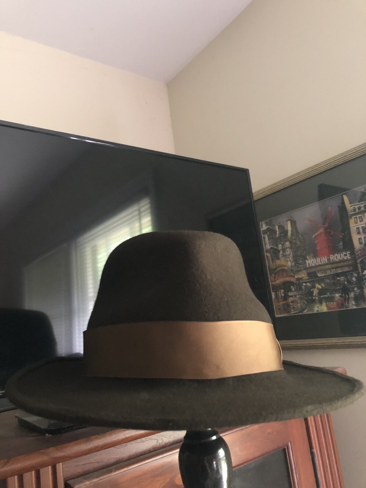 Stylish Brown Fedora Hat in Size 7 1/2-image