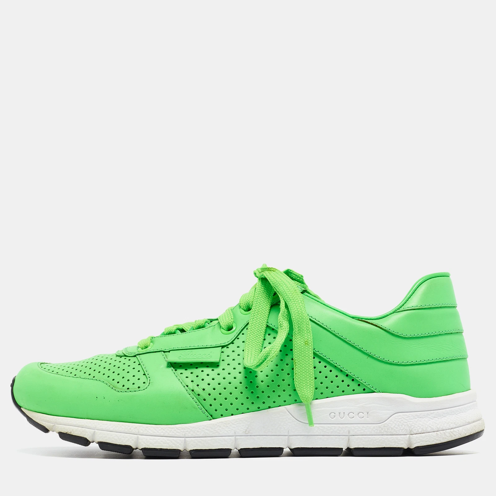 Baskets basses en cuir perforé vert néon Gucci taille 40,5