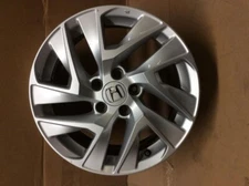 2015-2016 Honda CRV Wheel Rim 17x7 Alloy Twisted Spoke OEM