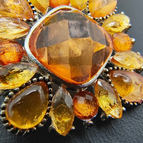 Art Deco Inspired Orange Rhinestone Brooch Pin Plastic Square Motif - Picture 4 of 24