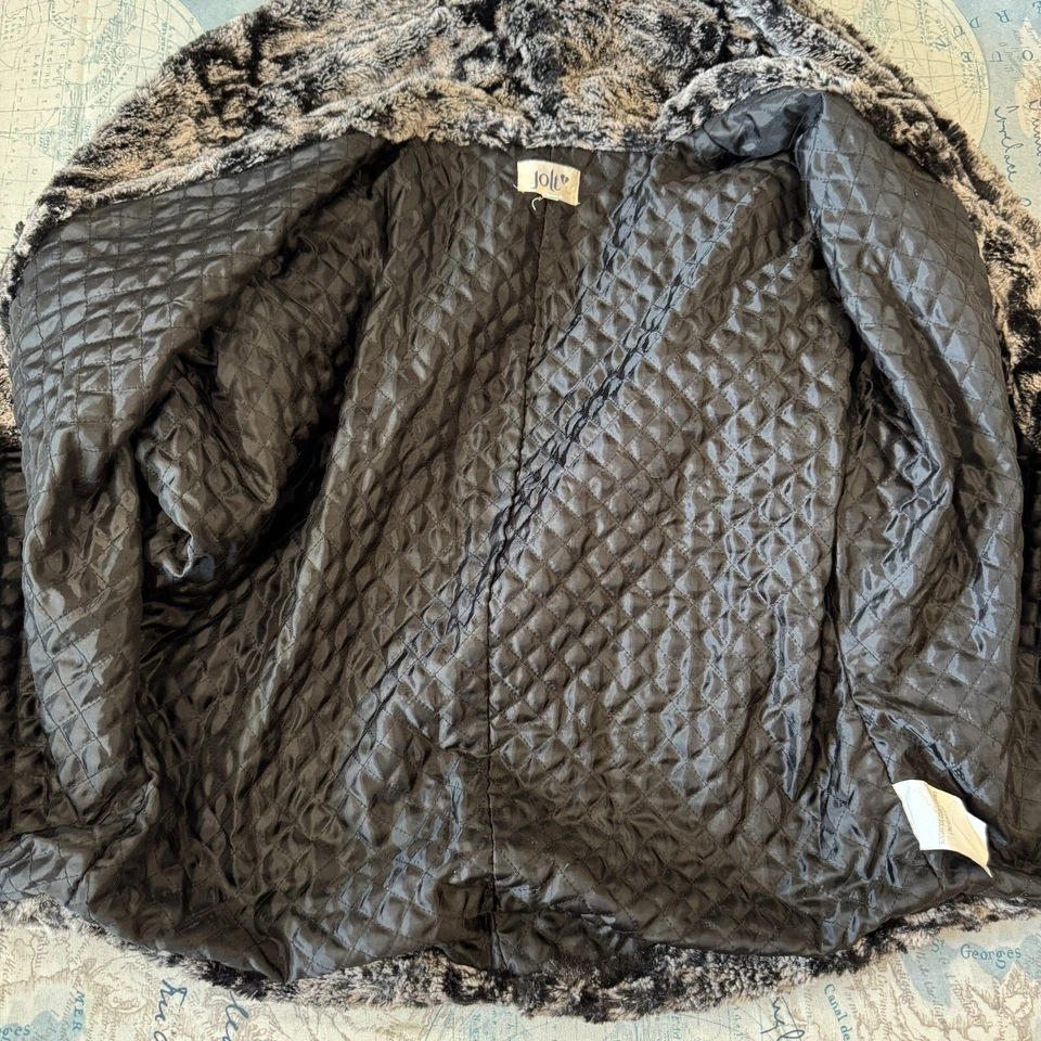 Chaqueta JOLT Imitación Piel Frente Abierto Gris Negro y Blanco Super Suave M Forro Acolchado Foto 2 de 4