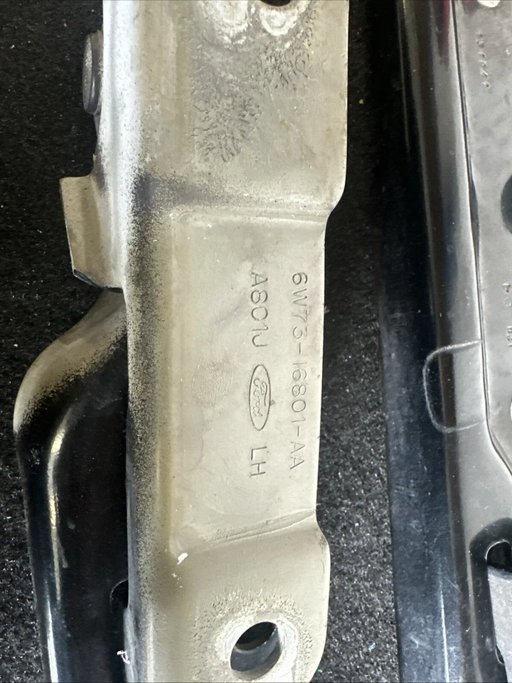 Dobradiças para capô de aviador Lincoln 02-10 Ford Explorer Mercury Mountaineer 03-05 - Imagem 3 de 4