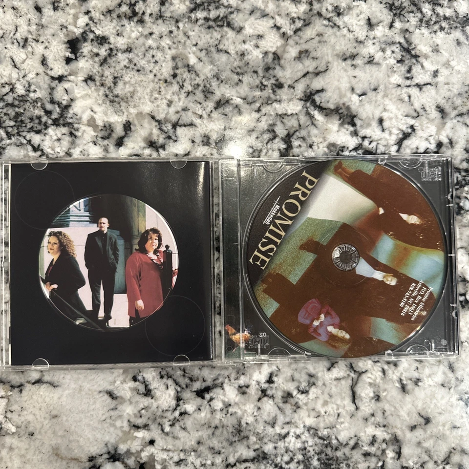 Ashville NC Promise Ministries Mercy Moved In Christian Gospel CD Foto 3 de 4