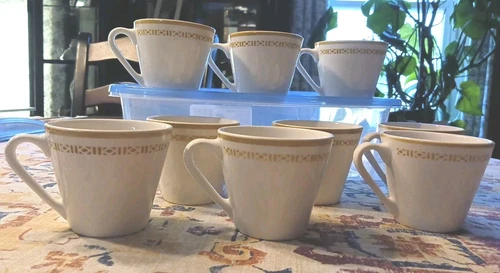Syracuse China 5-D Syralite Mugs 9